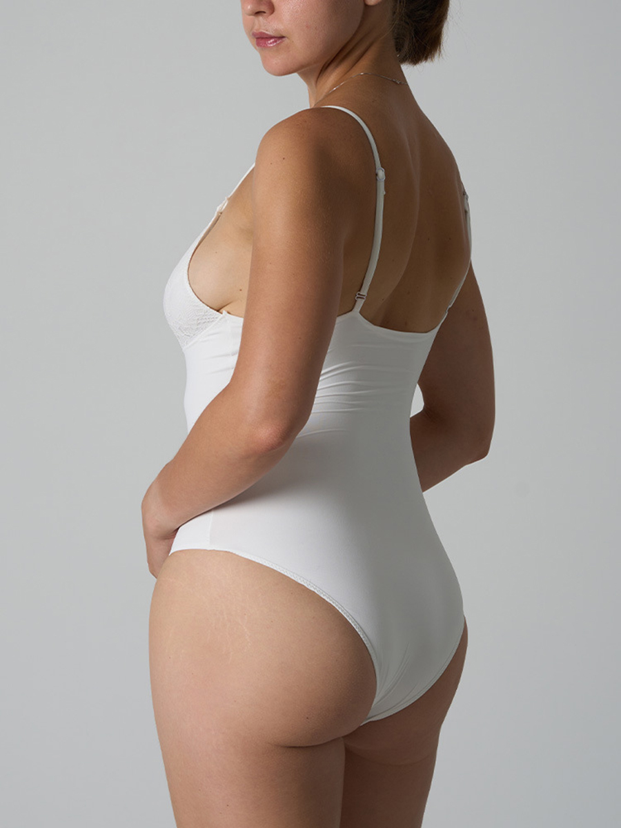Bodysuit Wanita dengan Detail  - Elastic Lace Trim ulasan dan harga